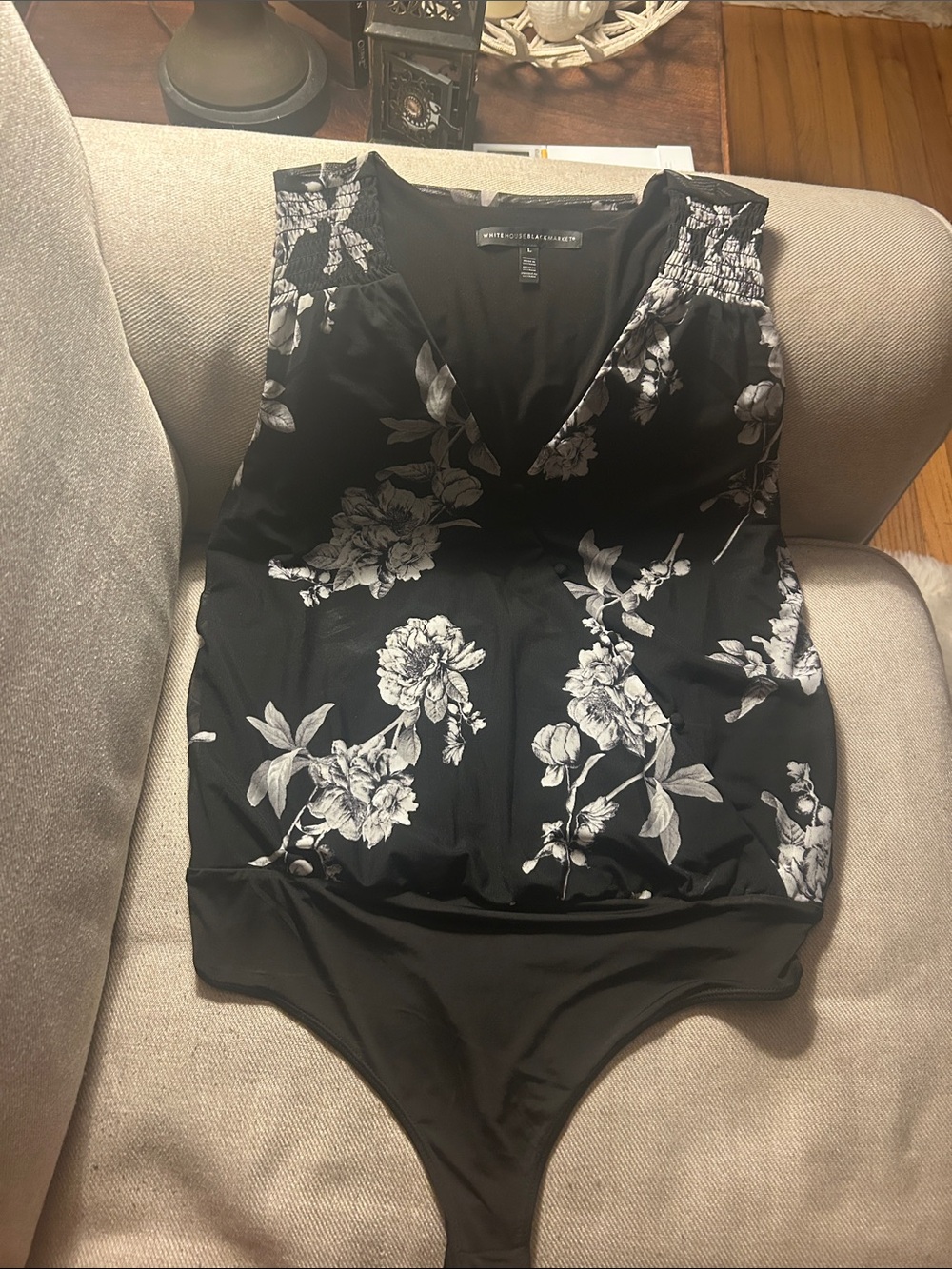 White House Black Market Black & White Floral V-Neck Tank